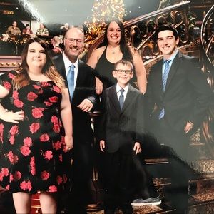 Meet your Posher, Thalia